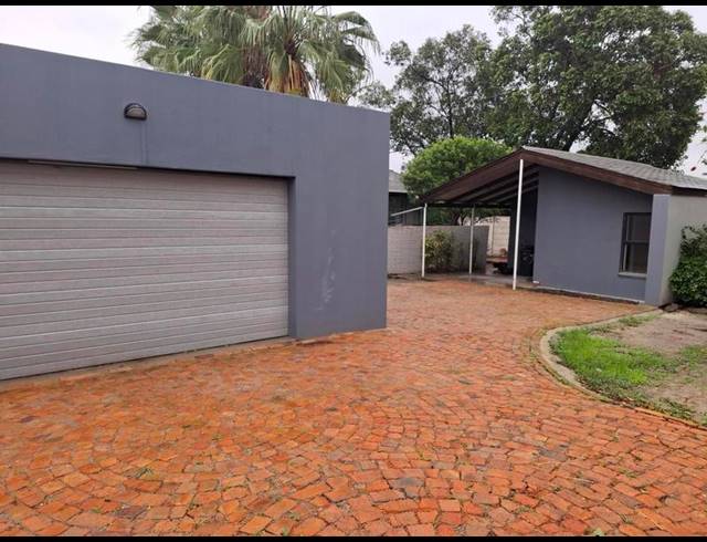 4 BEDROOM HOUSE FOR SALE IN PAROW NORTH